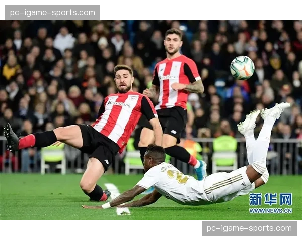 即时：皇马对阵巴萨，维尼修斯第12次尝试突破，成功7次