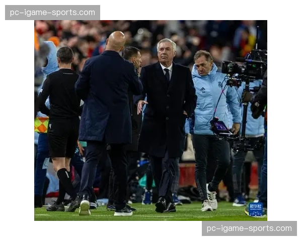 欧冠四分之一决赛首回合，皇马3-1客胜拜仁，维尼修斯两度纵深突破造杀机